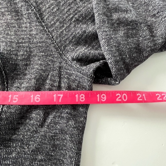 LULULEMON | 12 | RUNderful - Picture 9 of 16